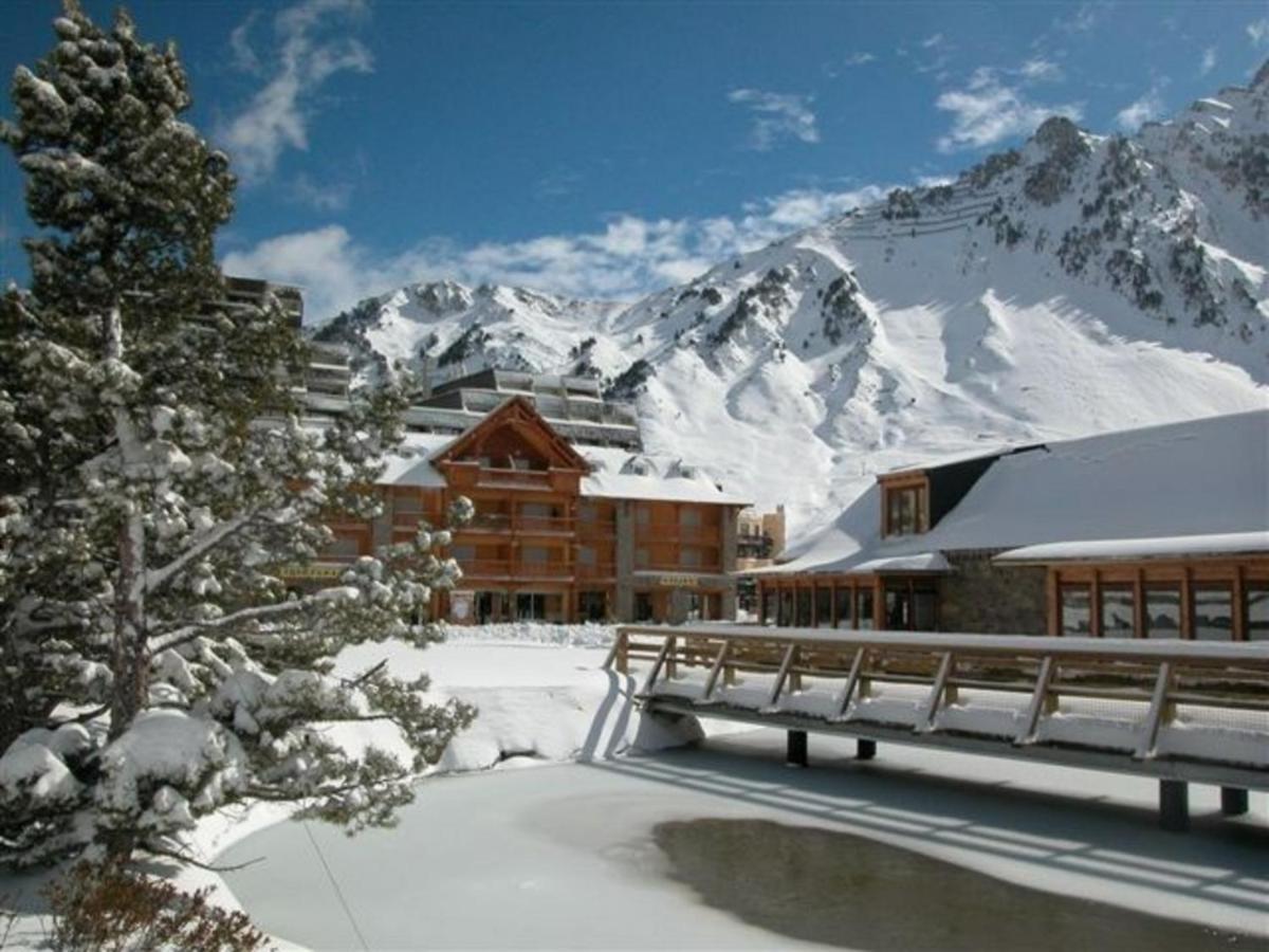 Appartement T2 Pour 4 Pers. Avec Terrasse, Piscine Couverte Et Salle De Fitness, Proche Des Pistes - Fr-1-404-199 La Mongie Kültér fotó